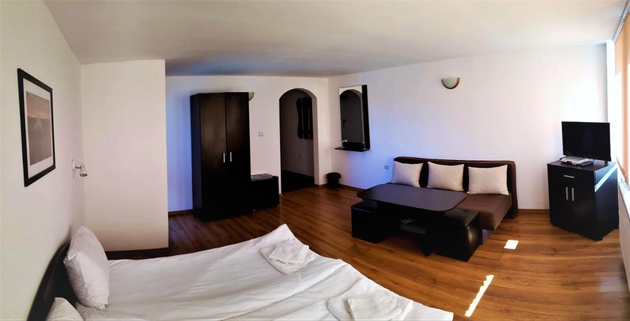 Yakovtsi Inn Dış mekan fotoğraf