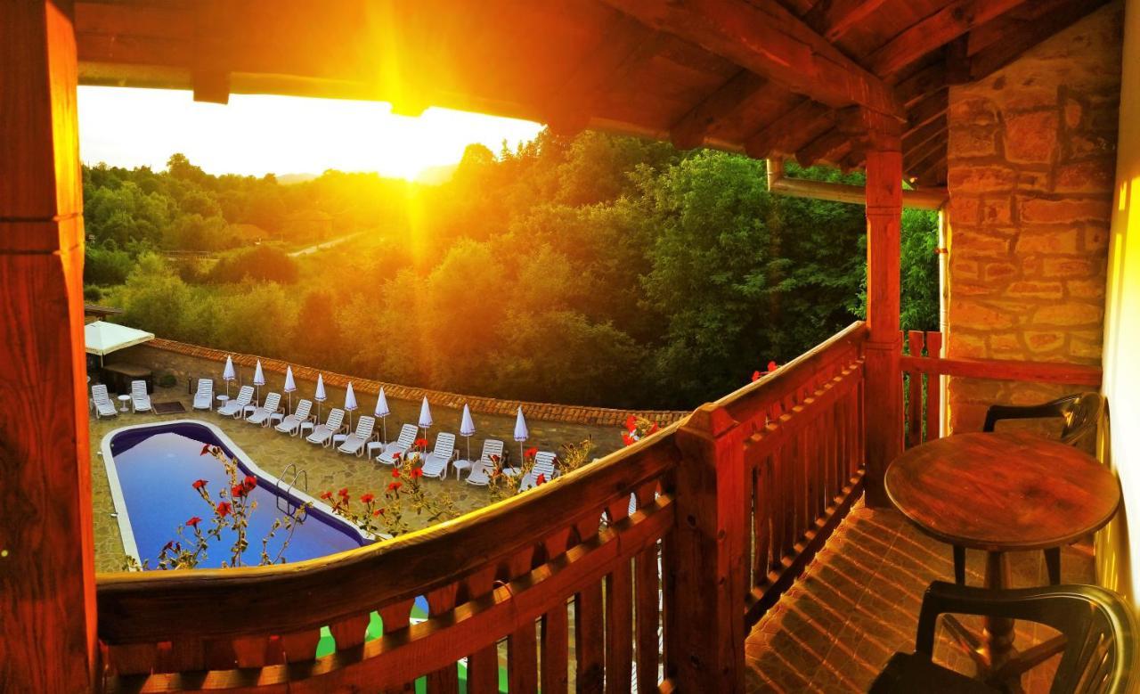Yakovtsi Inn Dış mekan fotoğraf