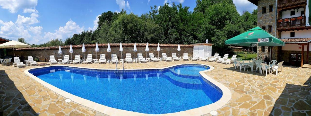 Yakovtsi Inn Dış mekan fotoğraf
